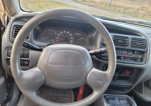 Suzuki Grand Vitara cena 9999 przebieg: 390000, rok produkcji 2001 z Szczecinek małe 16